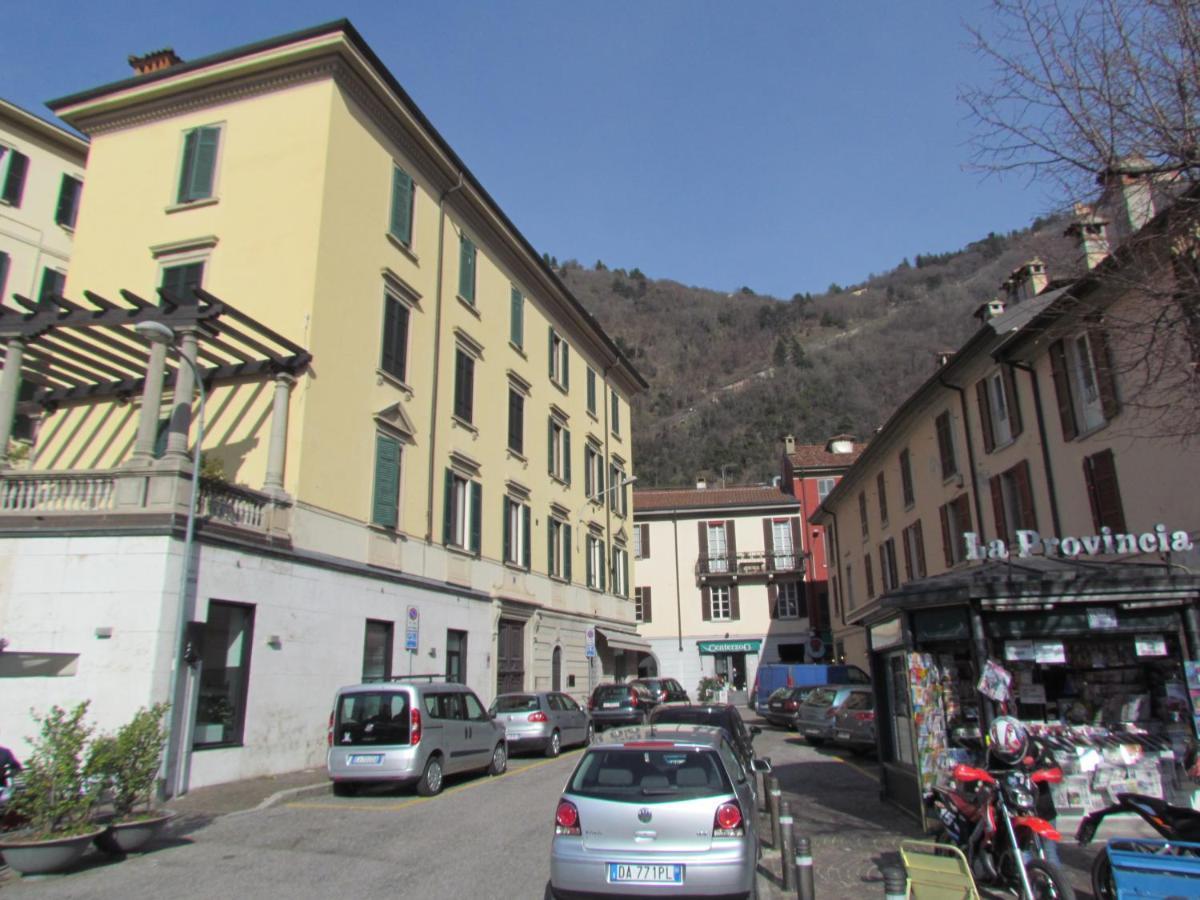 Al Molo Di Sant'Agostino Bed & Breakfast Como Exterior photo